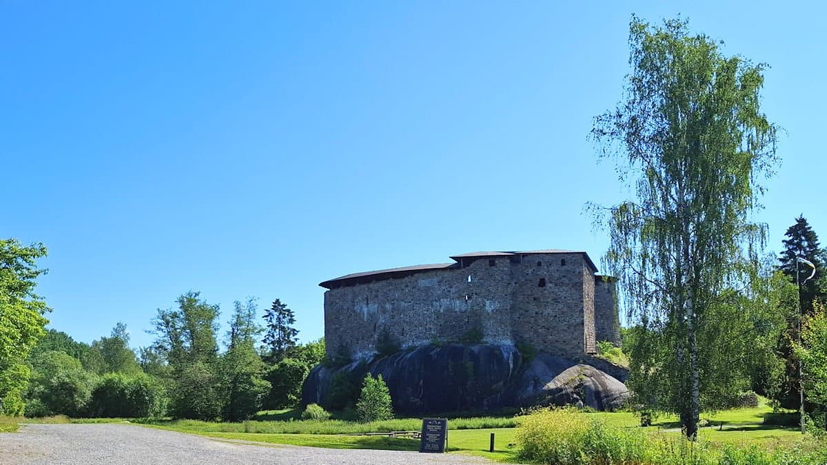 Kuninkaantiellä: Raaseporin rauniolinna