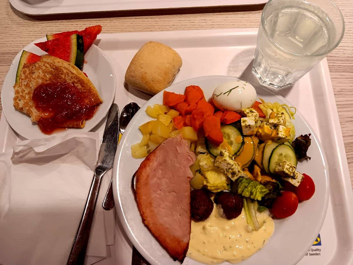 Vantaan Ikea: Kesäbuffet