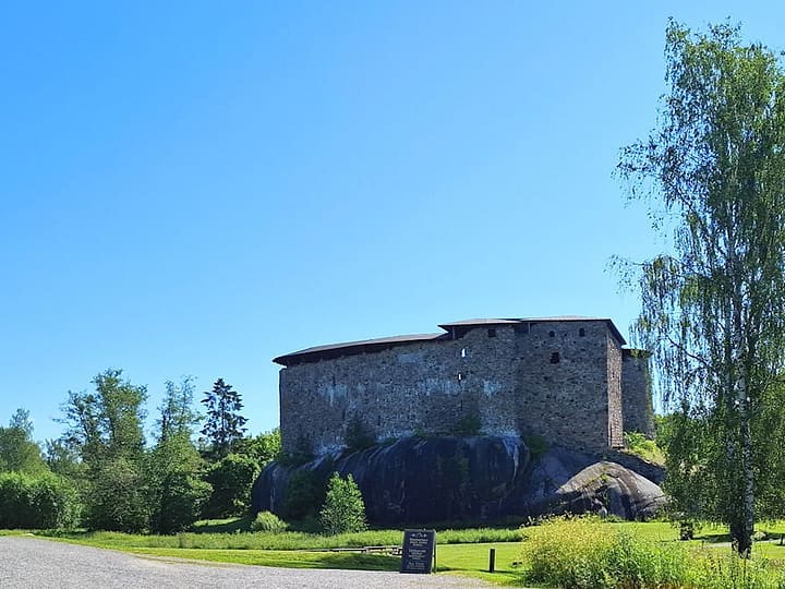 Kuninkaantiellä: Raaseporin rauniolinna