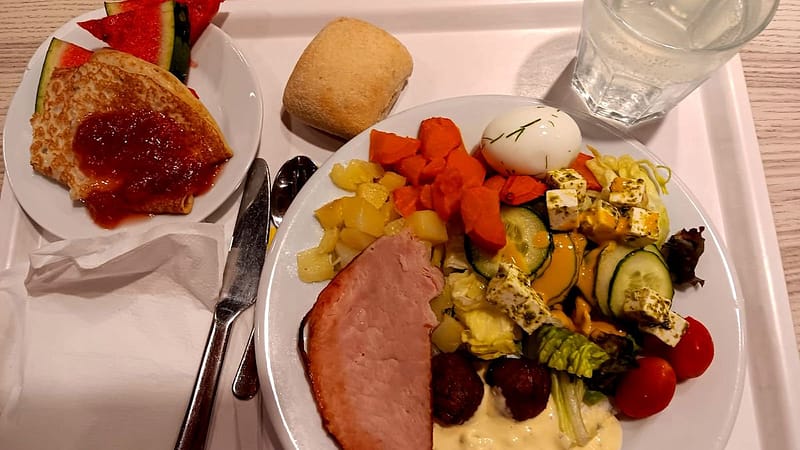 Vantaan Ikea: Kesäbuffet